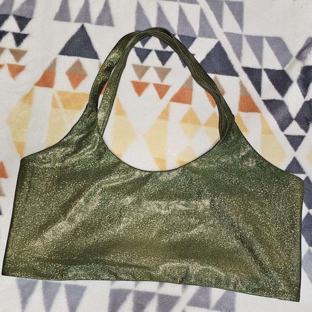 EUC Dyed Fused Hawaii HTop